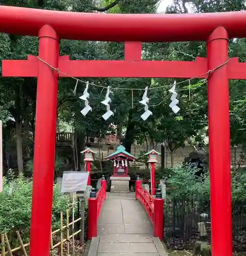 世田谷八幡宮の鳥居