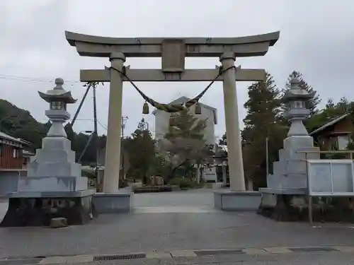 須須神社の鳥居