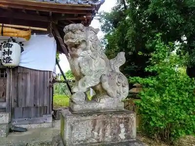 八剱神社（東浦町）の狛犬