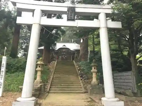 八幡神社の鳥居