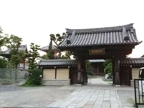 光円寺の山門・神門