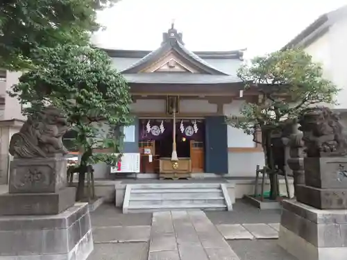穏田神社の本殿・本堂