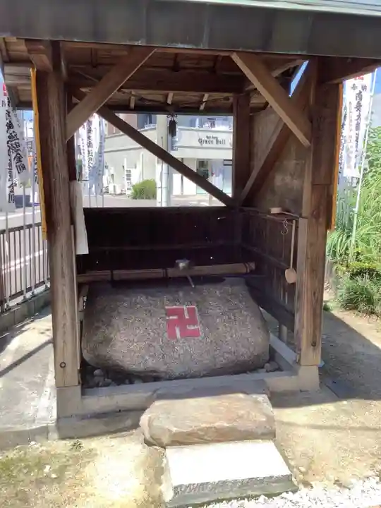 正栄寺の手水舎