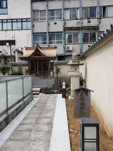 三姉妹神社の末社・摂社