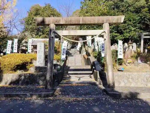 岩崎御嶽社の鳥居