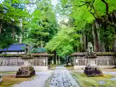 雄山神社中宮祈願殿(富山県)