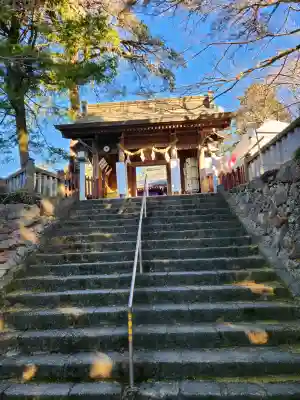 唐澤山神社の{uncategorized: "未分類", other: "その他", undefined: "問題あり", building: "その他建物", grave: "お墓", sacred_gate: "鳥居", guardian: "狛犬", statue: "像", buddha: "仏像", history: "歴史", nature: "自然", garden: "庭園", animal: "動物", pagoda: "塔", temizu: "手水舎", mountain_gate: "山門・神門", sanctuary: "本殿・本堂", subordinate: "末社・摂社", art: "芸術", scenery: "景色", jizo: "地蔵", ema: "絵馬", goshuin: "御朱印", omikuji: "おみくじ", items: "授与品その他", amulet: "お守り", goshuincho: "御朱印帳", eats: "食事", festival: "お祭り", votive_dance: "神楽", shichigosan: "七五三参", wedding: "結婚式", experience: "体験その他", initially: "初詣", around: "周辺", anti_infection: "感染症対策"}
