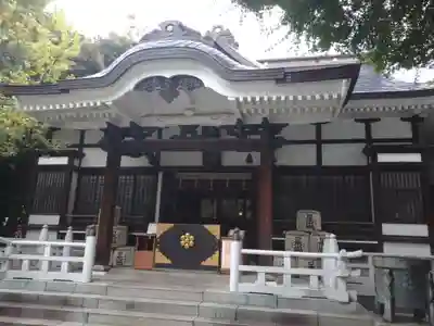 鳥越神社の本殿・本堂