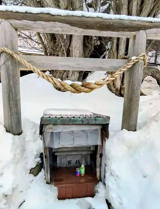 黄金龍神社(桂不動)(北海道)