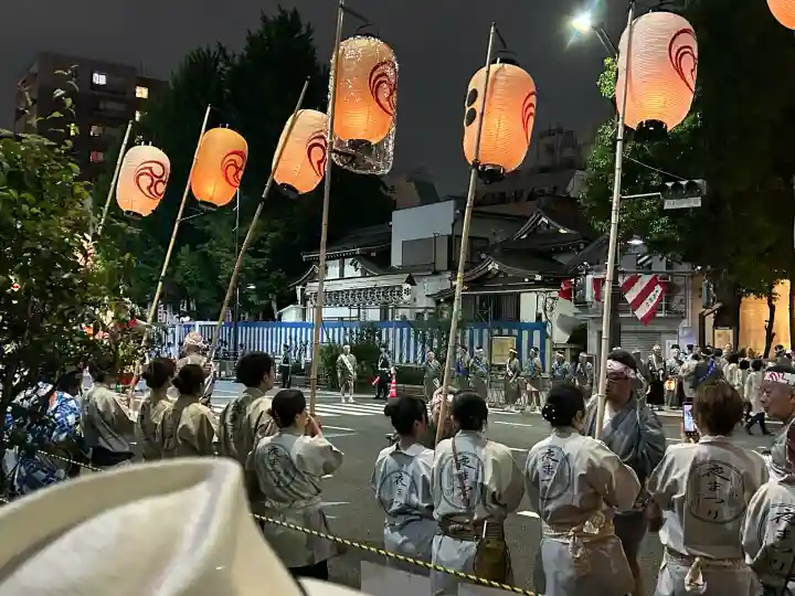 鳥越神社の{uncategorized: "未分類", other: "その他", undefined: "問題あり", building: "その他建物", grave: "お墓", sacred_gate: "鳥居", guardian: "狛犬", statue: "像", buddha: "仏像", history: "歴史", nature: "自然", garden: "庭園", animal: "動物", pagoda: "塔", temizu: "手水舎", mountain_gate: "山門・神門", sanctuary: "本殿・本堂", subordinate: "末社・摂社", art: "芸術", scenery: "景色", jizo: "地蔵", ema: "絵馬", goshuin: "御朱印", omikuji: "おみくじ", items: "授与品その他", amulet: "お守り", goshuincho: "御朱印帳", eats: "食事", festival: "お祭り", votive_dance: "神楽", shichigosan: "七五三参", wedding: "結婚式", experience: "体験その他", initially: "初詣", around: "周辺", anti_infection: "感染症対策"}