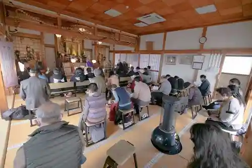 遠照山 光明寺（尼崎大仏）の本殿・本堂