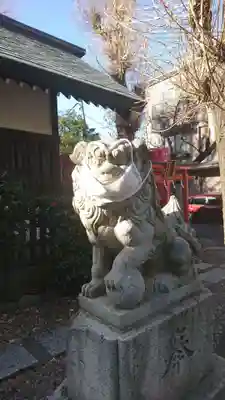 諏訪神社の狛犬