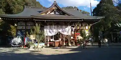 恩智神社の{uncategorized: "未分類", other: "その他", undefined: "問題あり", building: "その他建物", grave: "お墓", sacred_gate: "鳥居", guardian: "狛犬", statue: "像", buddha: "仏像", history: "歴史", nature: "自然", garden: "庭園", animal: "動物", pagoda: "塔", temizu: "手水舎", mountain_gate: "山門・神門", sanctuary: "本殿・本堂", subordinate: "末社・摂社", art: "芸術", scenery: "景色", jizo: "地蔵", ema: "絵馬", goshuin: "御朱印", omikuji: "おみくじ", items: "授与品その他", amulet: "お守り", goshuincho: "御朱印帳", eats: "食事", festival: "お祭り", votive_dance: "神楽", shichigosan: "七五三参", wedding: "結婚式", experience: "体験その他", initially: "初詣", around: "周辺", anti_infection: "感染症対策"}
