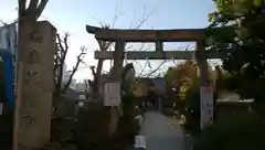 鳩森八幡神社の鳥居