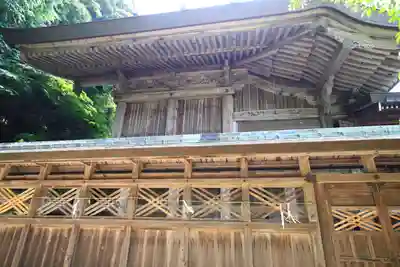 石見国一宮　物部神社の本殿・本堂