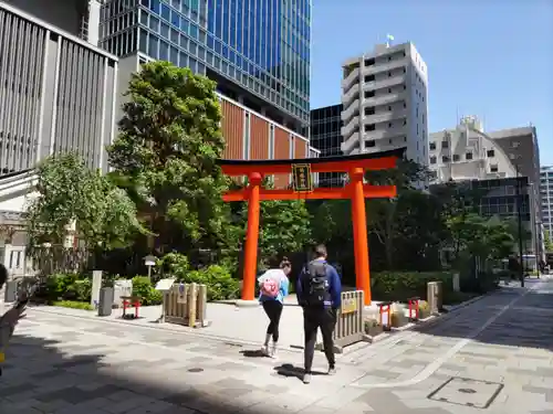 福徳神社（芽吹稲荷）の鳥居