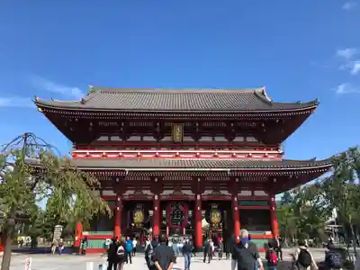 浅草寺の山門・神門