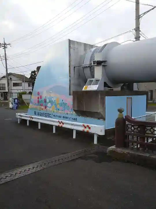 寒川神社の周辺