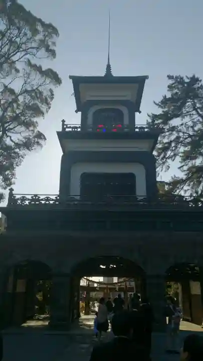 尾山神社の{uncategorized: "未分類", other: "その他", undefined: "問題あり", building: "その他建物", grave: "お墓", sacred_gate: "鳥居", guardian: "狛犬", statue: "像", buddha: "仏像", history: "歴史", nature: "自然", garden: "庭園", animal: "動物", pagoda: "塔", temizu: "手水舎", mountain_gate: "山門・神門", sanctuary: "本殿・本堂", subordinate: "末社・摂社", art: "芸術", scenery: "景色", jizo: "地蔵", ema: "絵馬", goshuin: "御朱印", omikuji: "おみくじ", items: "授与品その他", amulet: "お守り", goshuincho: "御朱印帳", eats: "食事", festival: "お祭り", votive_dance: "神楽", shichigosan: "七五三参", wedding: "結婚式", experience: "体験その他", initially: "初詣", around: "周辺", anti_infection: "感染症対策"}