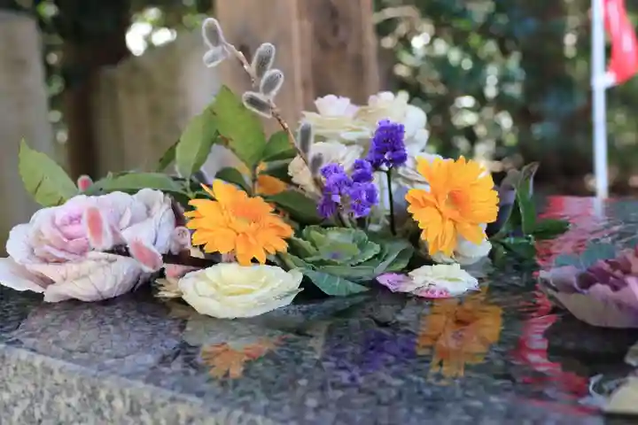 滑川神社 - 仕事と子どもの守り神の手水舎