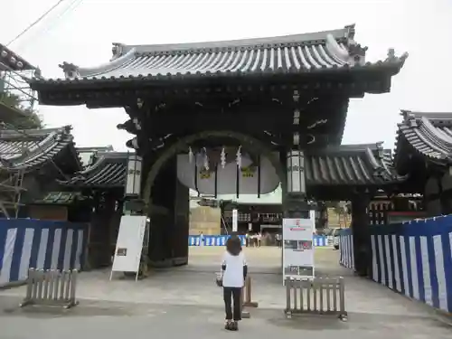 大阪天満宮の山門