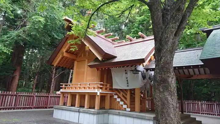 開拓神社の本殿・本堂
