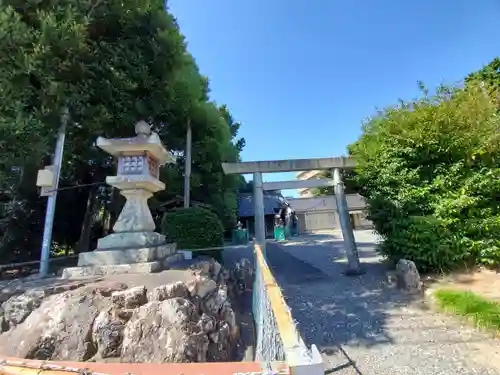 神明社の鳥居