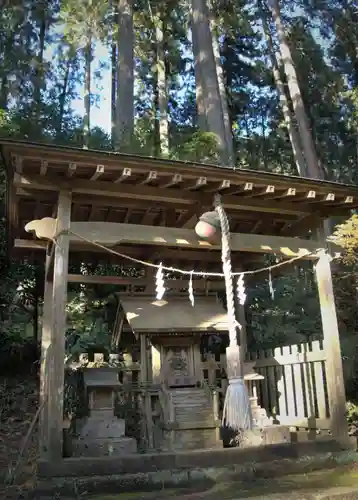 日光大室高龗神社の末社