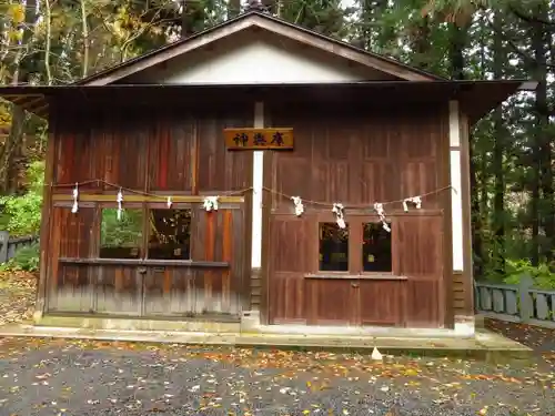 戸隠神社火之御子社の建物その他