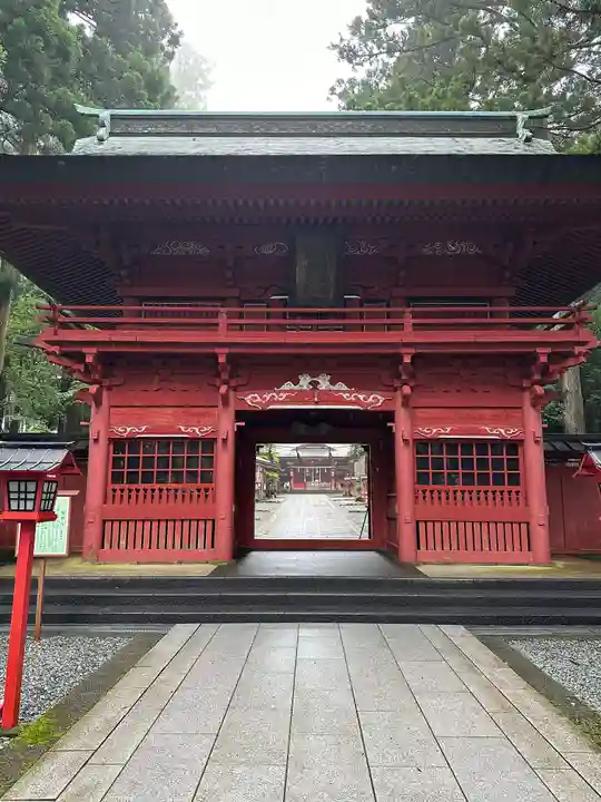 富士山東口本宮 冨士浅間神社の山門・神門