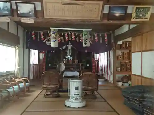 新嶽大神の本殿・本堂