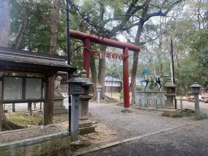 男神社の{uncategorized: "未分類", other: "その他", undefined: "問題あり", building: "その他建物", grave: "お墓", sacred_gate: "鳥居", guardian: "狛犬", statue: "像", buddha: "仏像", history: "歴史", nature: "自然", garden: "庭園", animal: "動物", pagoda: "塔", temizu: "手水舎", mountain_gate: "山門・神門", sanctuary: "本殿・本堂", subordinate: "末社・摂社", art: "芸術", scenery: "景色", jizo: "地蔵", ema: "絵馬", goshuin: "御朱印", omikuji: "おみくじ", items: "授与品その他", amulet: "お守り", goshuincho: "御朱印帳", eats: "食事", festival: "お祭り", votive_dance: "神楽", shichigosan: "七五三参", wedding: "結婚式", experience: "体験その他", initially: "初詣", around: "周辺", anti_infection: "感染症対策"}