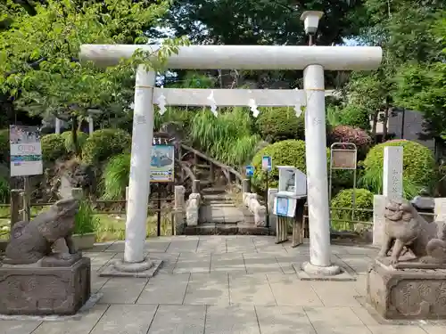 鳩森八幡神社の末社・摂社