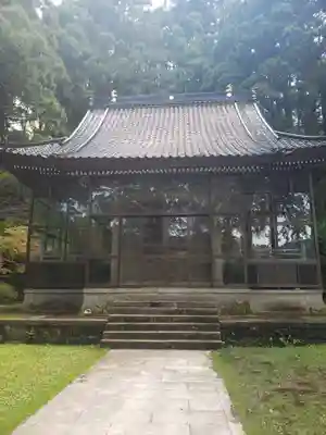 諏訪神社の本殿・本堂