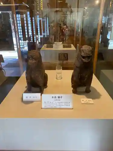 新宮熊野神社の狛犬