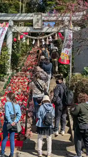 座間神社の{uncategorized: "未分類", other: "その他", undefined: "問題あり", building: "その他建物", grave: "お墓", sacred_gate: "鳥居", guardian: "狛犬", statue: "像", buddha: "仏像", history: "歴史", nature: "自然", garden: "庭園", animal: "動物", pagoda: "塔", temizu: "手水舎", mountain_gate: "山門・神門", sanctuary: "本殿・本堂", subordinate: "末社・摂社", art: "芸術", scenery: "景色", jizo: "地蔵", ema: "絵馬", goshuin: "御朱印", omikuji: "おみくじ", items: "授与品その他", amulet: "お守り", goshuincho: "御朱印帳", eats: "食事", festival: "お祭り", votive_dance: "神楽", shichigosan: "七五三参", wedding: "結婚式", experience: "体験その他", initially: "初詣", around: "周辺", anti_infection: "感染症対策"}