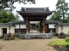 東勝寺の山門