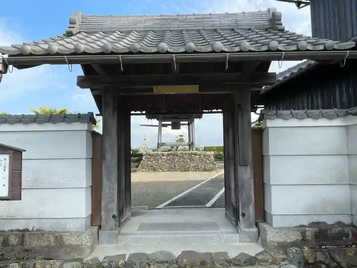 宗福寺の{uncategorized: "未分類", other: "その他", undefined: "問題あり", building: "その他建物", grave: "お墓", sacred_gate: "鳥居", guardian: "狛犬", statue: "像", buddha: "仏像", history: "歴史", nature: "自然", garden: "庭園", animal: "動物", pagoda: "塔", temizu: "手水舎", mountain_gate: "山門・神門", sanctuary: "本殿・本堂", subordinate: "末社・摂社", art: "芸術", scenery: "景色", jizo: "地蔵", ema: "絵馬", goshuin: "御朱印", omikuji: "おみくじ", items: "授与品その他", amulet: "お守り", goshuincho: "御朱印帳", eats: "食事", festival: "お祭り", votive_dance: "神楽", shichigosan: "七五三参", wedding: "結婚式", experience: "体験その他", initially: "初詣", around: "周辺", anti_infection: "感染症対策"}
