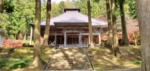 黒石寺の本殿