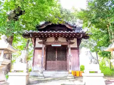 雷社・須佐之男社の本殿・本堂