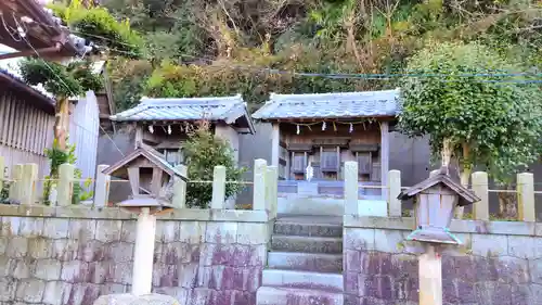 神明社（小佐神明社）の末社・摂社