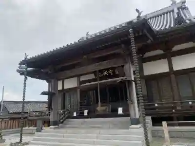 萬勝寺の{uncategorized: "未分類", other: "その他", undefined: "問題あり", building: "その他建物", grave: "お墓", sacred_gate: "鳥居", guardian: "狛犬", statue: "像", buddha: "仏像", history: "歴史", nature: "自然", garden: "庭園", animal: "動物", pagoda: "塔", temizu: "手水舎", mountain_gate: "山門・神門", sanctuary: "本殿・本堂", subordinate: "末社・摂社", art: "芸術", scenery: "景色", jizo: "地蔵", ema: "絵馬", goshuin: "御朱印", omikuji: "おみくじ", items: "授与品その他", amulet: "お守り", goshuincho: "御朱印帳", eats: "食事", festival: "お祭り", votive_dance: "神楽", shichigosan: "七五三参", wedding: "結婚式", experience: "体験その他", initially: "初詣", around: "周辺", anti_infection: "感染症対策"}