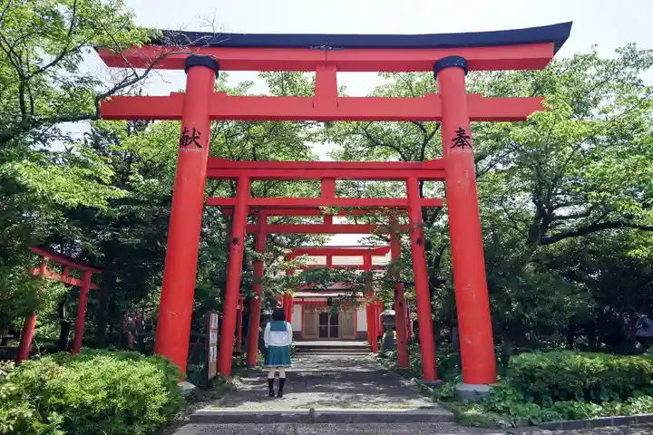 伯耆稲荷神社の鳥居