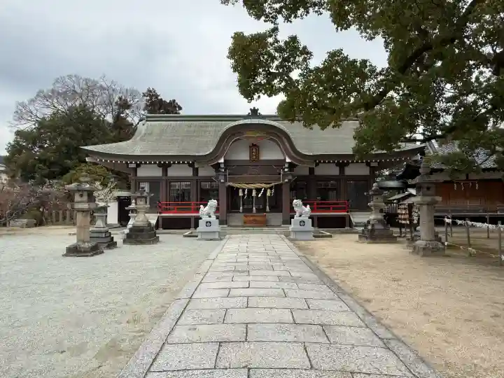龍田神社の{uncategorized: "未分類", other: "その他", undefined: "問題あり", building: "その他建物", grave: "お墓", sacred_gate: "鳥居", guardian: "狛犬", statue: "像", buddha: "仏像", history: "歴史", nature: "自然", garden: "庭園", animal: "動物", pagoda: "塔", temizu: "手水舎", mountain_gate: "山門・神門", sanctuary: "本殿・本堂", subordinate: "末社・摂社", art: "芸術", scenery: "景色", jizo: "地蔵", ema: "絵馬", goshuin: "御朱印", omikuji: "おみくじ", items: "授与品その他", amulet: "お守り", goshuincho: "御朱印帳", eats: "食事", festival: "お祭り", votive_dance: "神楽", shichigosan: "七五三参", wedding: "結婚式", experience: "体験その他", initially: "初詣", around: "周辺", anti_infection: "感染症対策"}