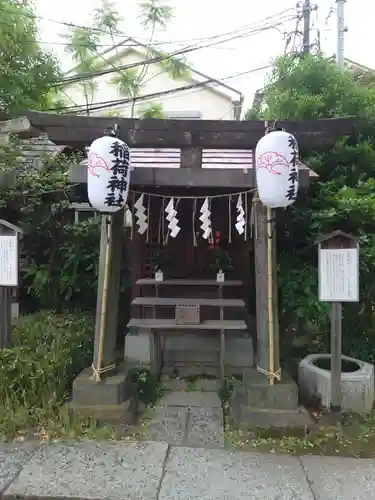 素盞雄神社の末社