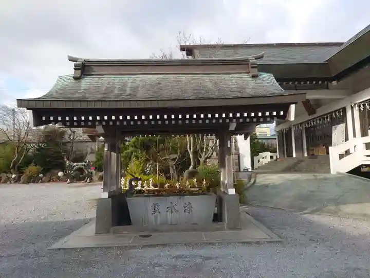田名部神社の手水舎