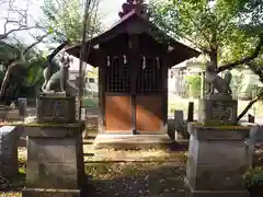 諏訪神社の本殿