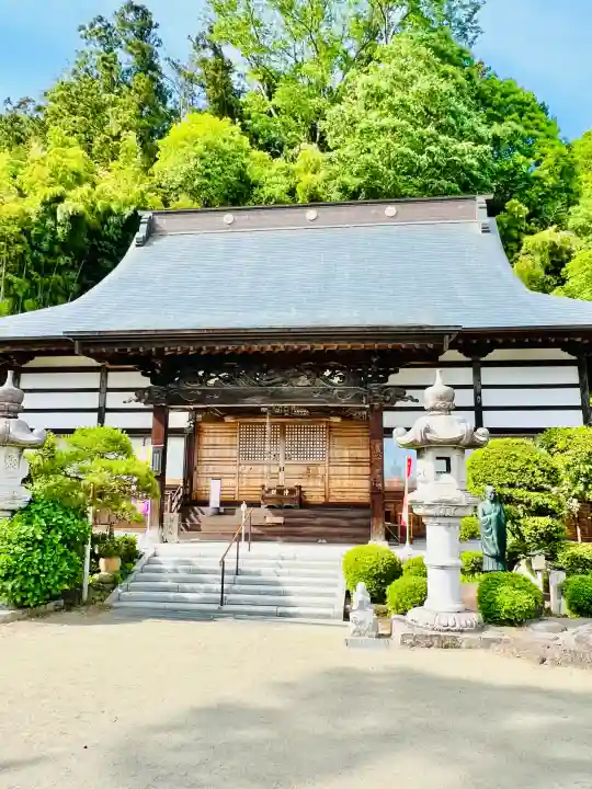 不動寺(松井田不動尊) の{uncategorized: "未分類", other: "その他", undefined: "問題あり", building: "その他建物", grave: "お墓", sacred_gate: "鳥居", guardian: "狛犬", statue: "像", buddha: "仏像", history: "歴史", nature: "自然", garden: "庭園", animal: "動物", pagoda: "塔", temizu: "手水舎", mountain_gate: "山門・神門", sanctuary: "本殿・本堂", subordinate: "末社・摂社", art: "芸術", scenery: "景色", jizo: "地蔵", ema: "絵馬", goshuin: "御朱印", omikuji: "おみくじ", items: "授与品その他", amulet: "お守り", goshuincho: "御朱印帳", eats: "食事", festival: "お祭り", votive_dance: "神楽", shichigosan: "七五三参", wedding: "結婚式", experience: "体験その他", initially: "初詣", around: "周辺", anti_infection: "感染症対策"}