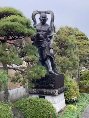 松林寺の像