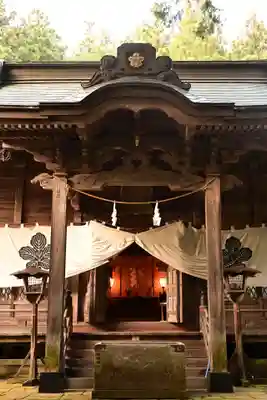 新海三社神社(長野県)